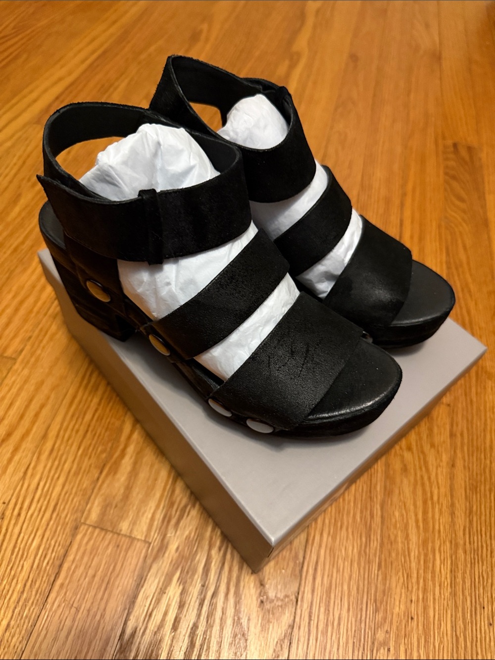 Antelope Black Multi-Strap Block Heel Sandals Size 39 7.5 8 LN